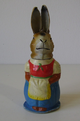 Antike osterhasen frau - osterhasen,
